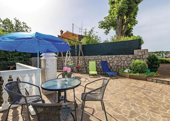 Nice Apartment In Matulji With Kitchen