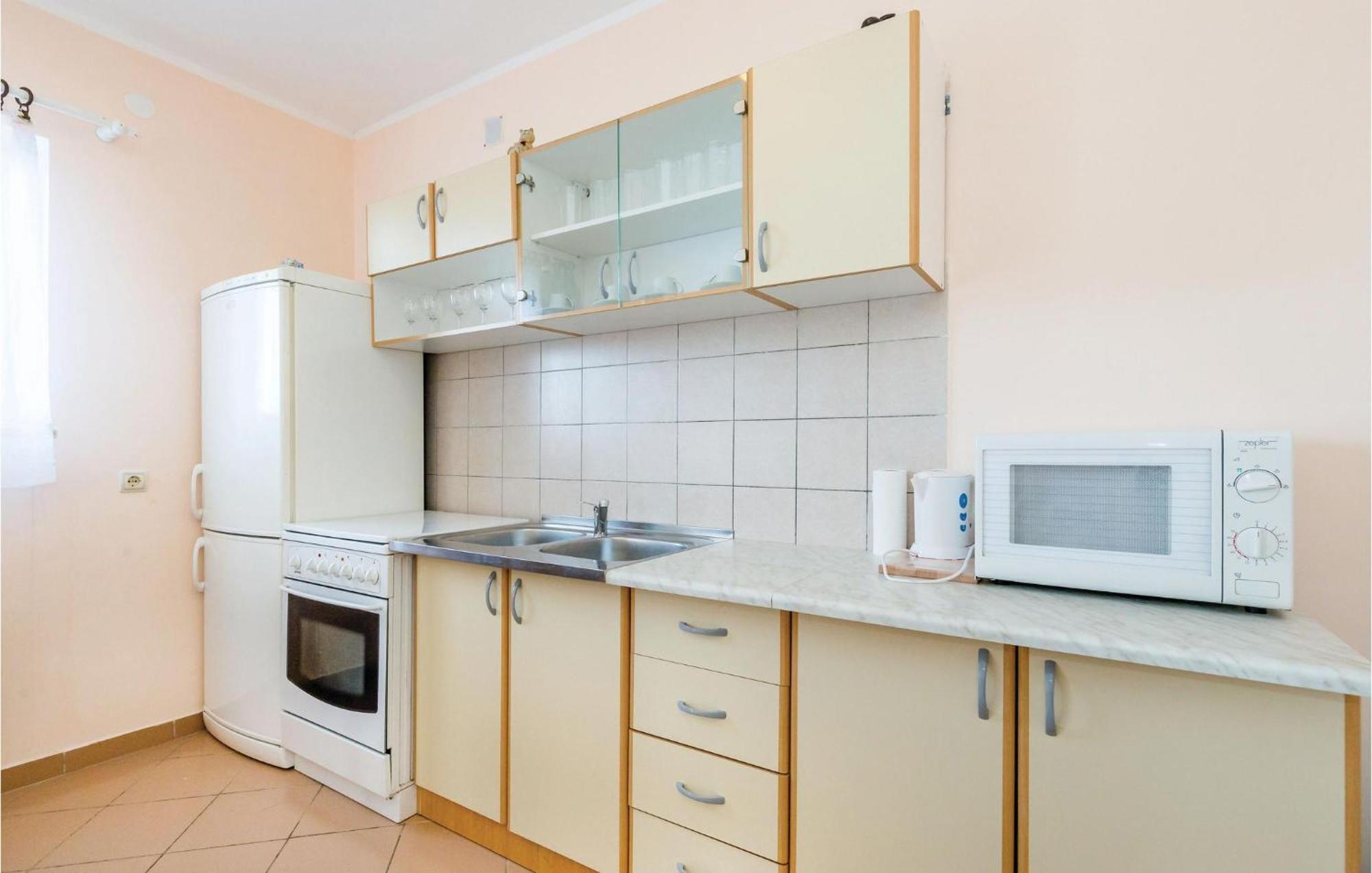 Nice Apartment In Matulji With Kitchen * Matulji